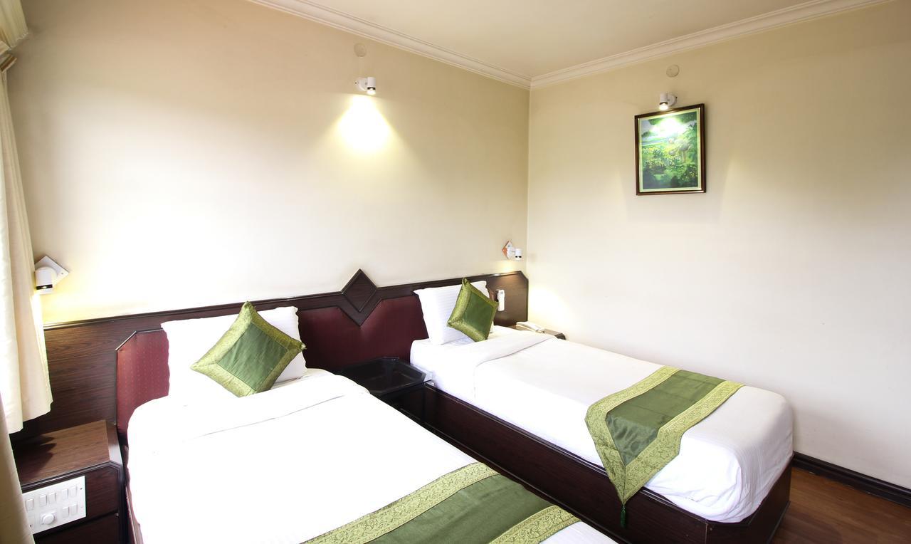 Treebo Trend Royal Inn Mysore Exterior foto